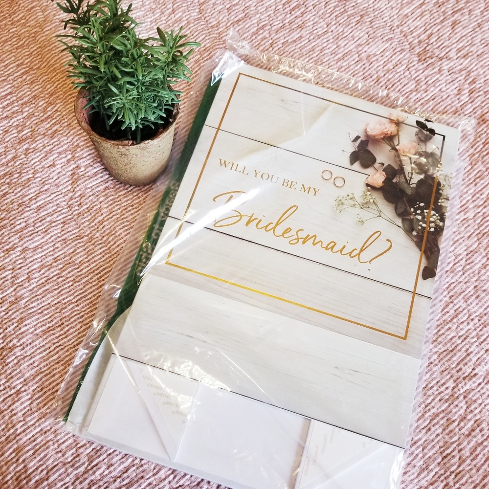 Sold New Bridesmaid gift box - Picture 3 of 7